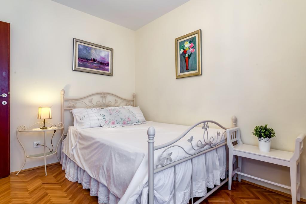 Apartments Zoran สปลิท ภายนอก รูปภาพ