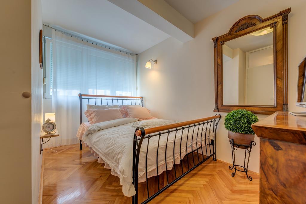 Apartments Zoran สปลิท ภายนอก รูปภาพ